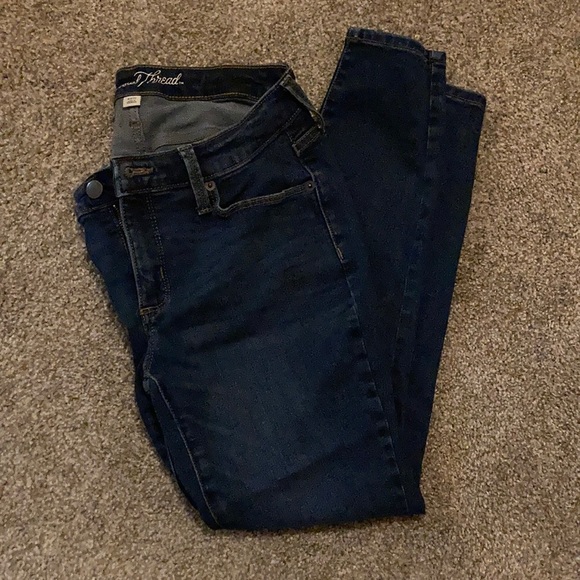 Denim - UNIVERSAL THREAD✨4/$20✨Dark Size4S CURVY SKINNY Jeans